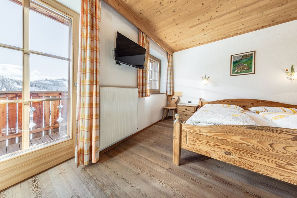 Image: Farm Holidays - apartments in Val Badia
